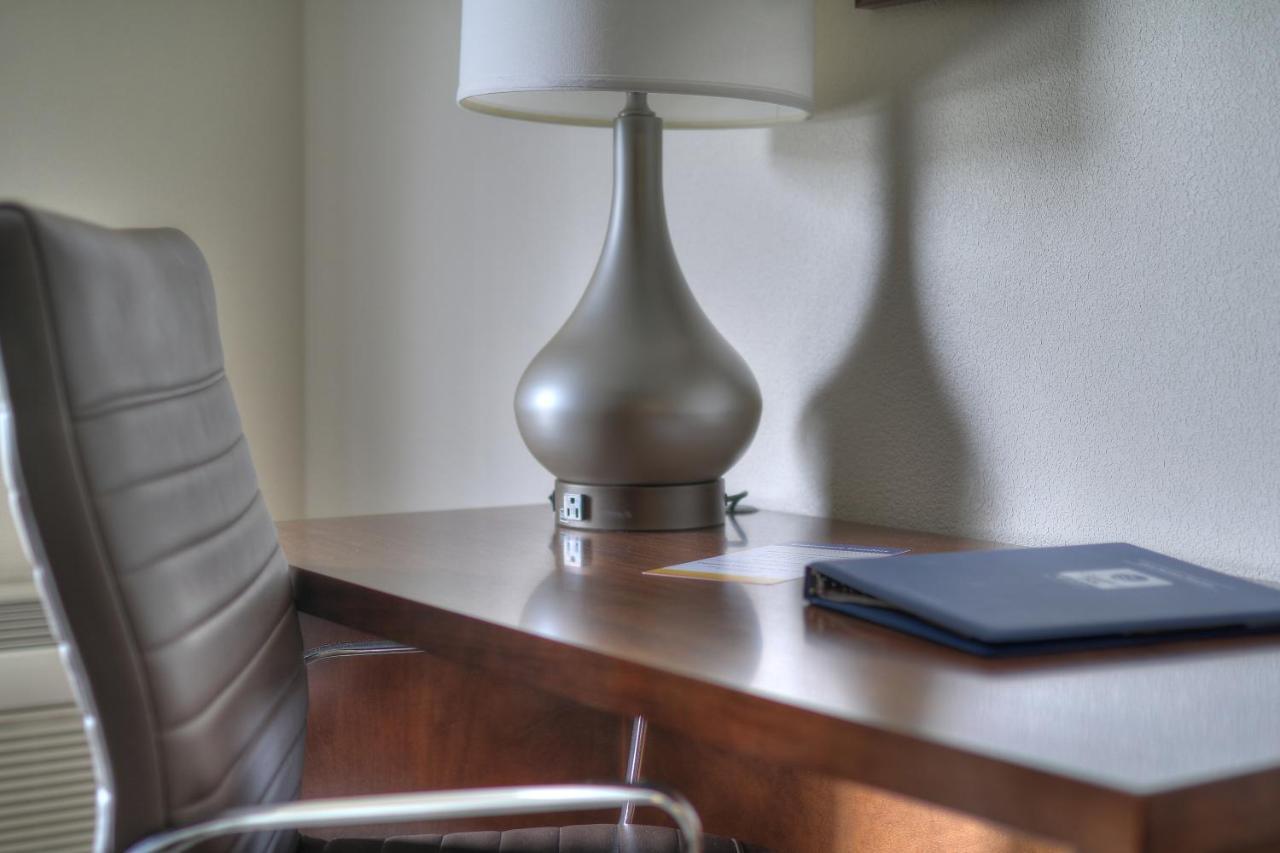 The Inn At Apple Valley, Ascend Hotel Collection Сивиървил Екстериор снимка