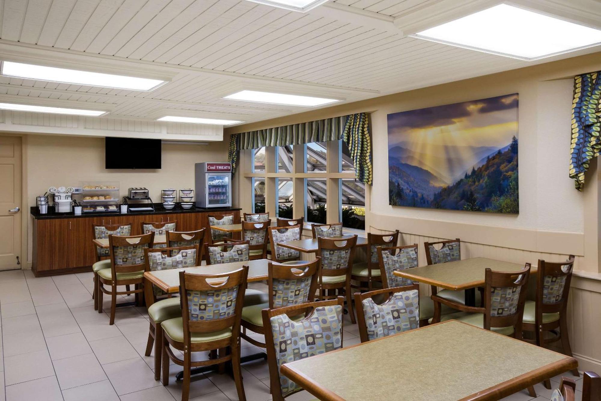 The Inn At Apple Valley, Ascend Hotel Collection Сивиървил Екстериор снимка