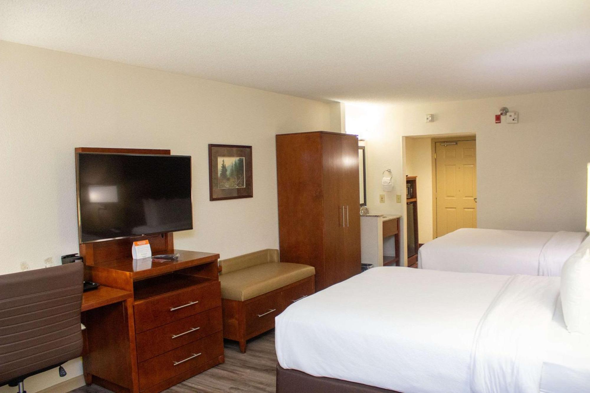 The Inn At Apple Valley, Ascend Hotel Collection Сивиървил Екстериор снимка