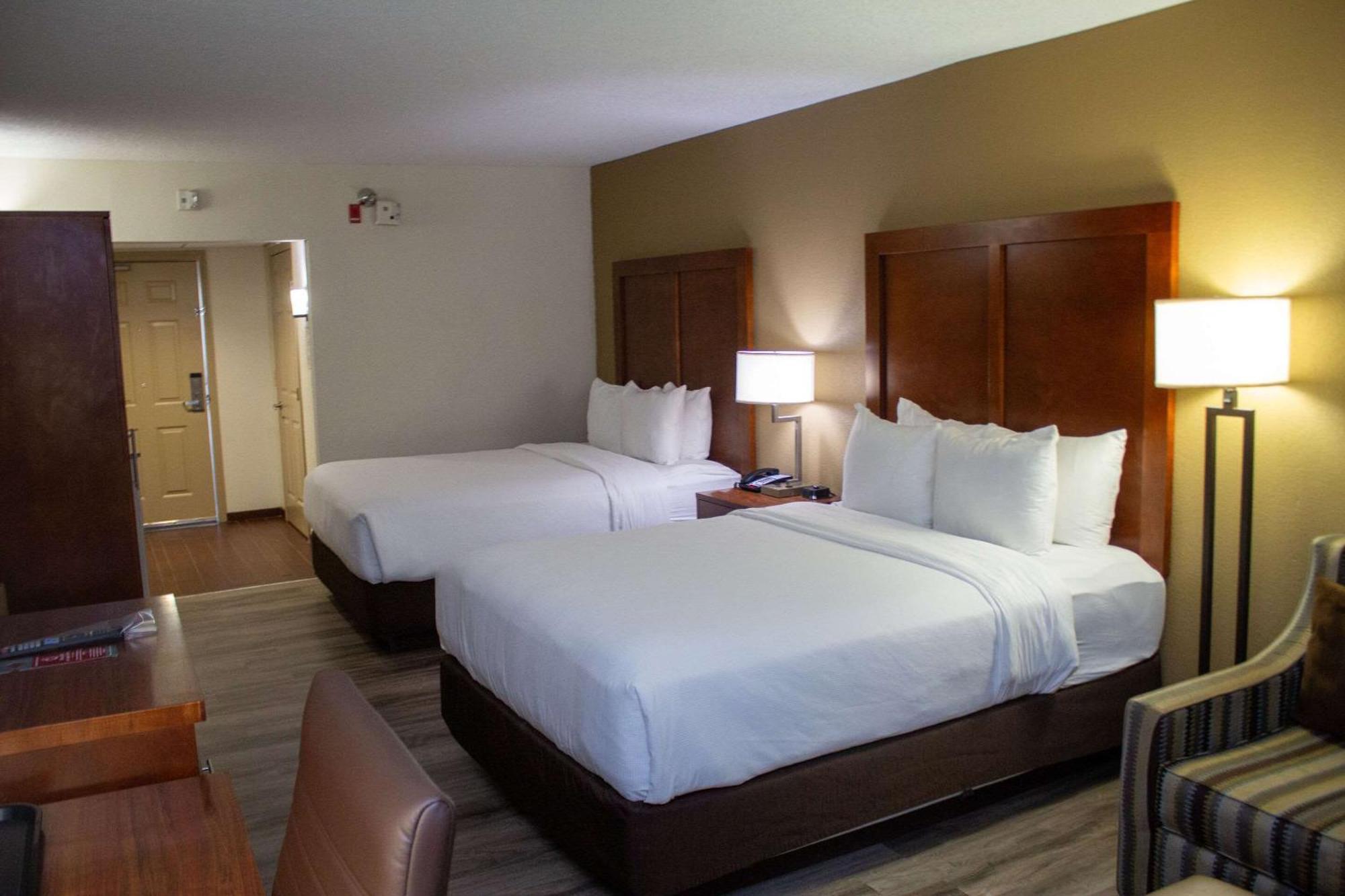 The Inn At Apple Valley, Ascend Hotel Collection Сивиървил Екстериор снимка