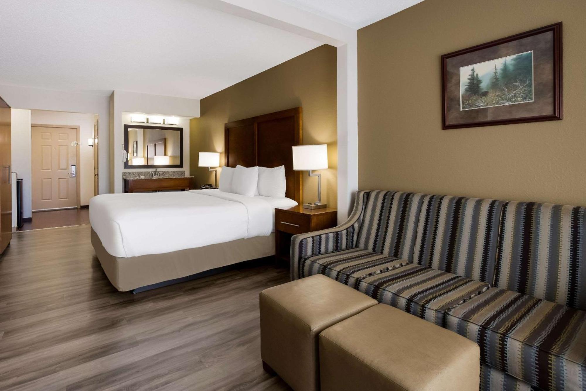 The Inn At Apple Valley, Ascend Hotel Collection Сивиървил Екстериор снимка