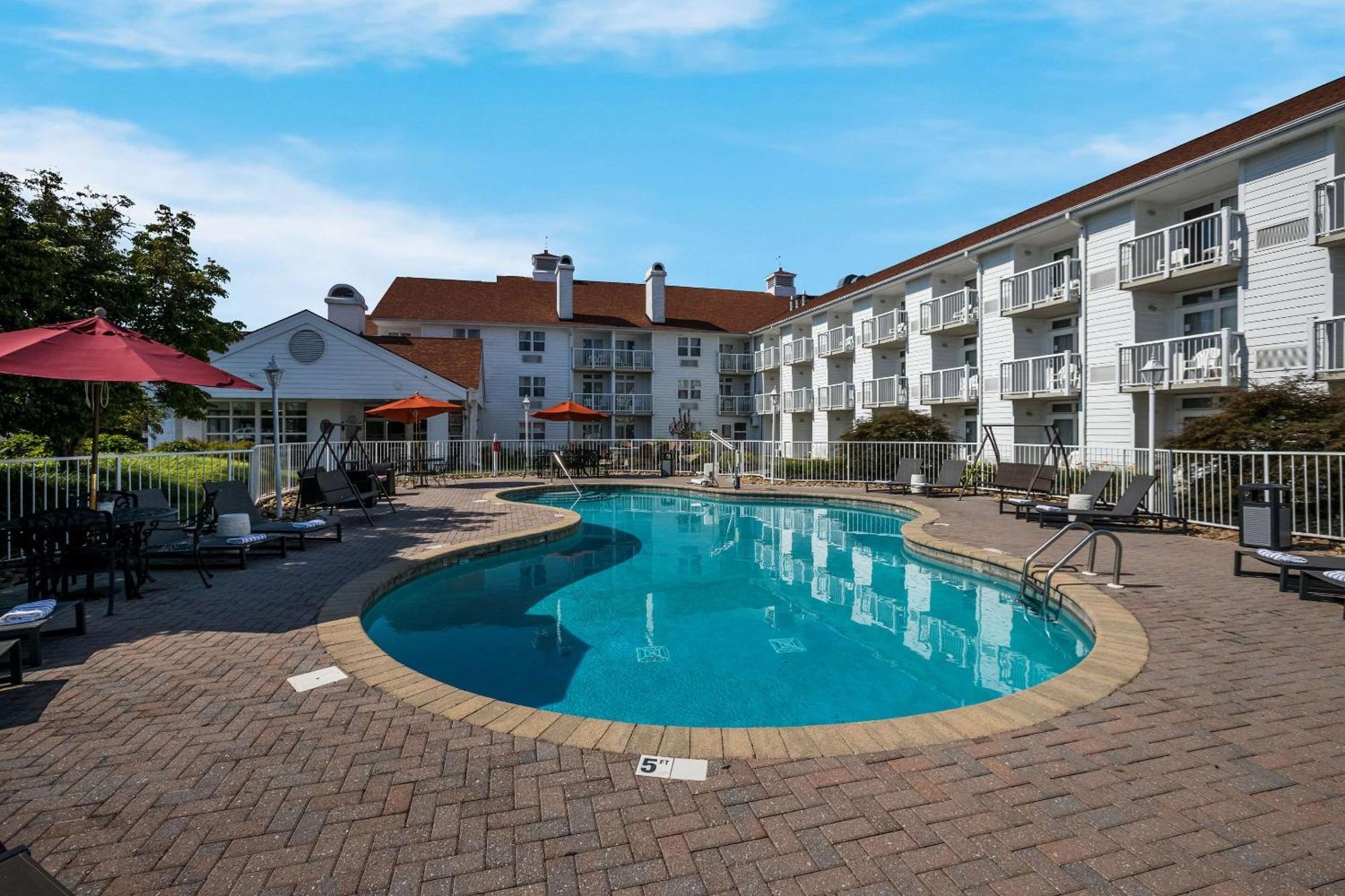 The Inn At Apple Valley, Ascend Hotel Collection Сивиървил Екстериор снимка